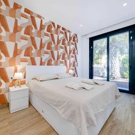Villa Exclusiva Con Piscina Climatizada Colinas Orihuela