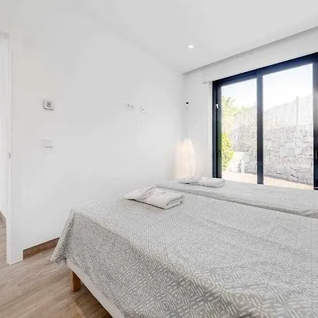 Exclusiva Con Piscina Climatizada Colinas Villa *