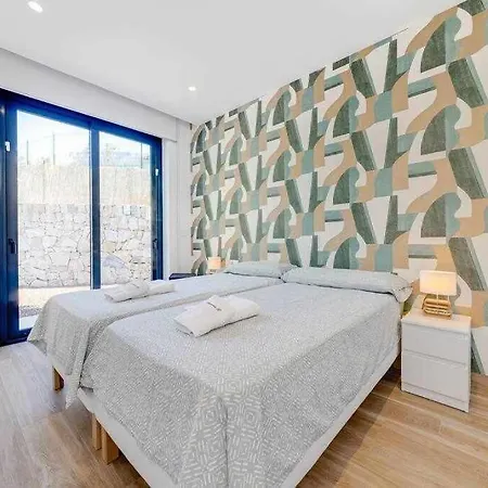 Villa Exclusiva Con Piscina Climatizada Colinas